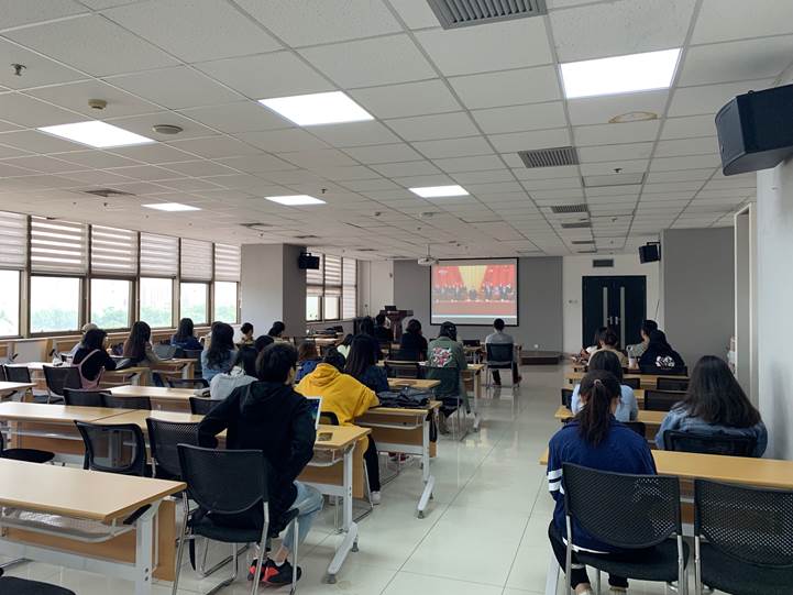 /Users/songyilong/Desktop/五四百年观影 啊_hd.jpg